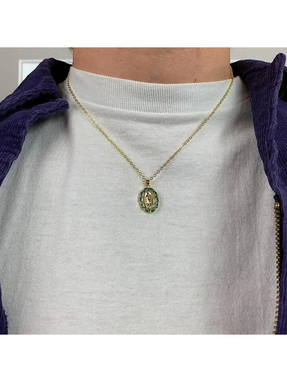 Y2K Gold Green Pendant Stone Necklace 19 Inch Unisex